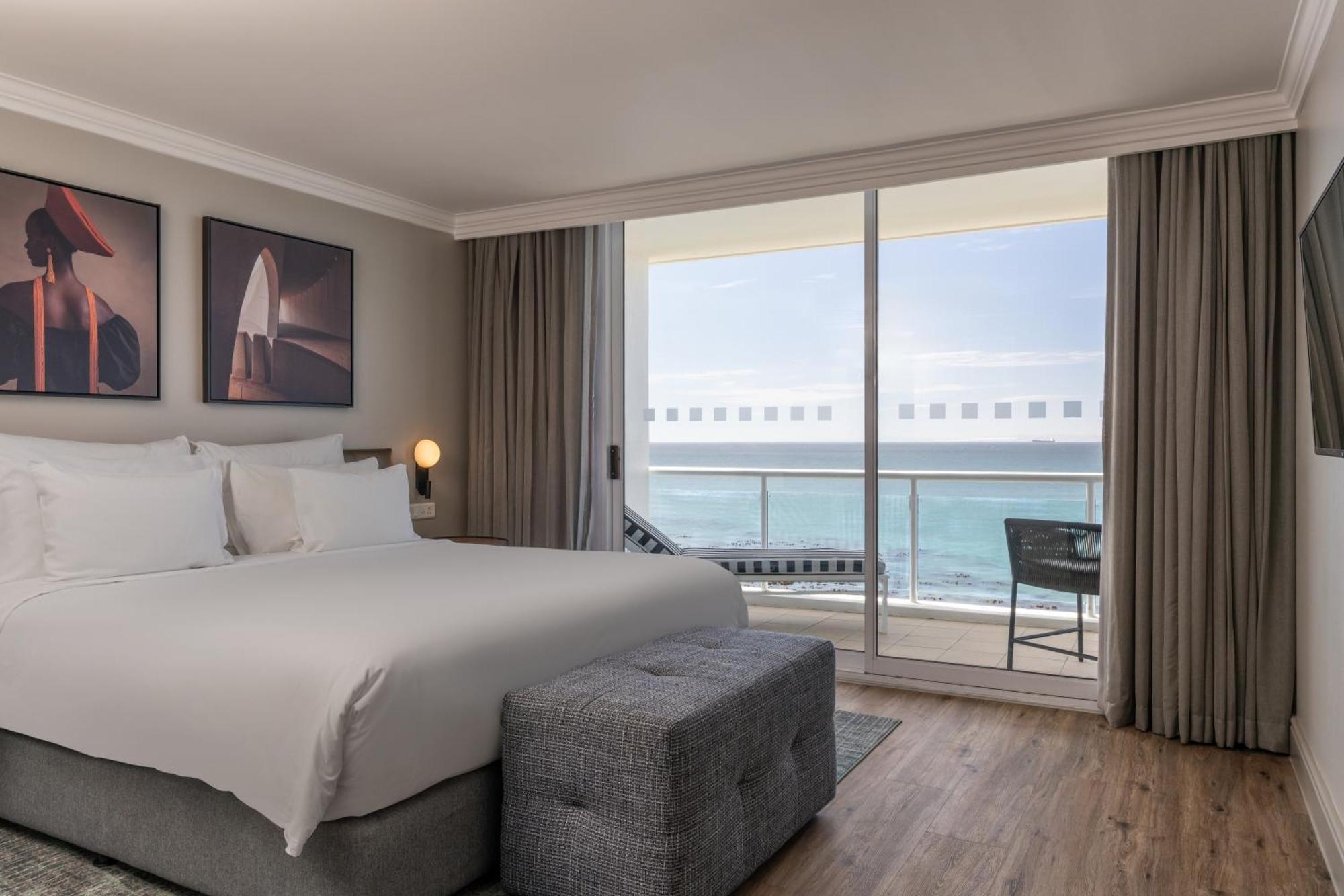 Radisson Collection Hotel, Waterfront Hotel Cape Town