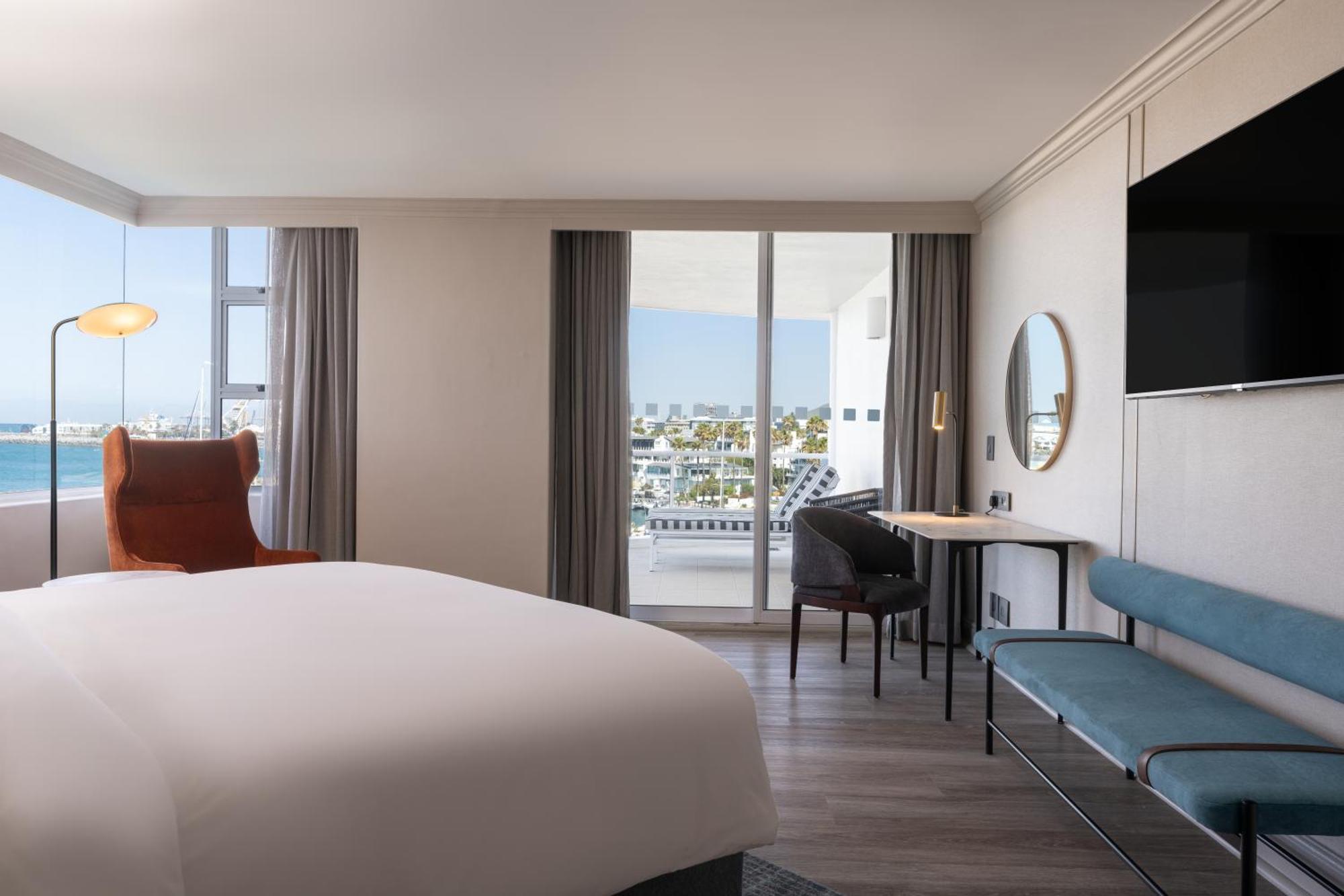 Radisson Collection Hotel, Waterfront 5* Cape Town