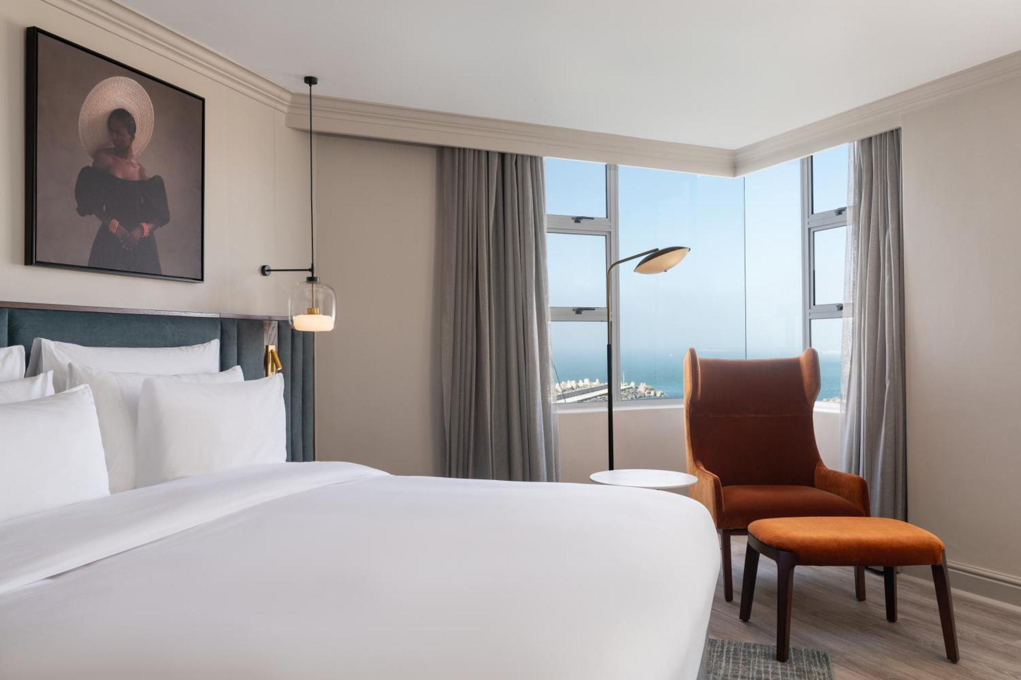 Radisson Collection Hotel，Waterfront酒店
